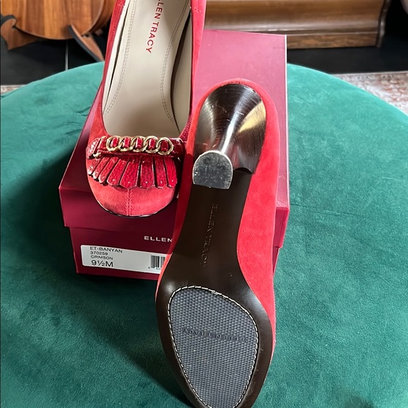 Ellen Tracy Red Women's Shoes - Picture 4 of 6